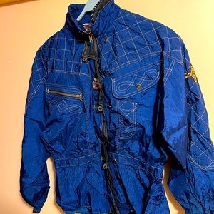 90s vintage indigo color having distinct shape good condition.